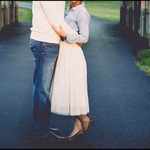 Women's tulle skirt, ivory.