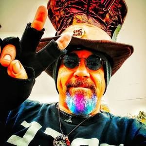 Meet your Posher, Gary