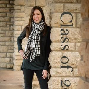 Meet your Posher, Diana