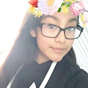 Meet your Posher, Nathaly's