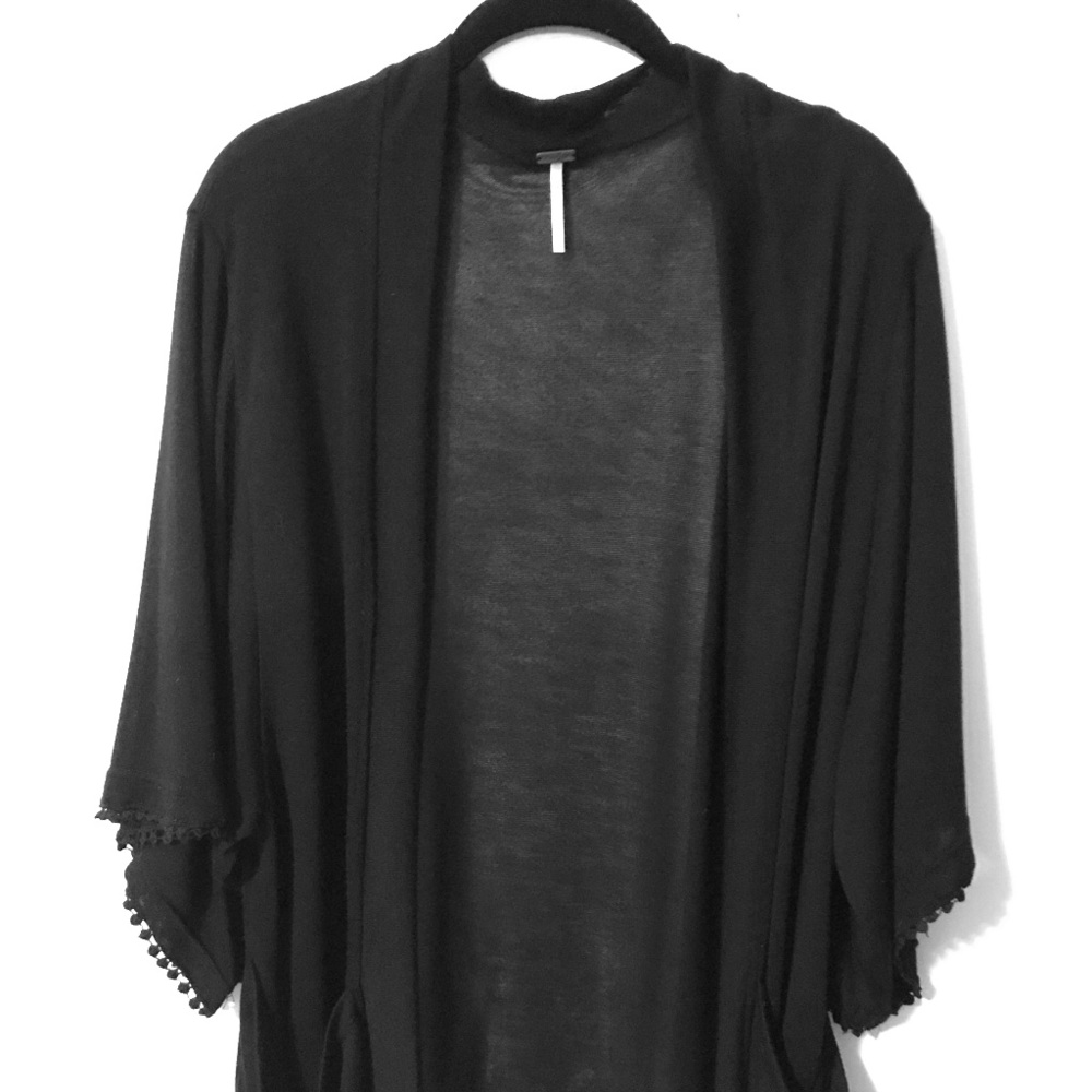 Poof Black Kimono