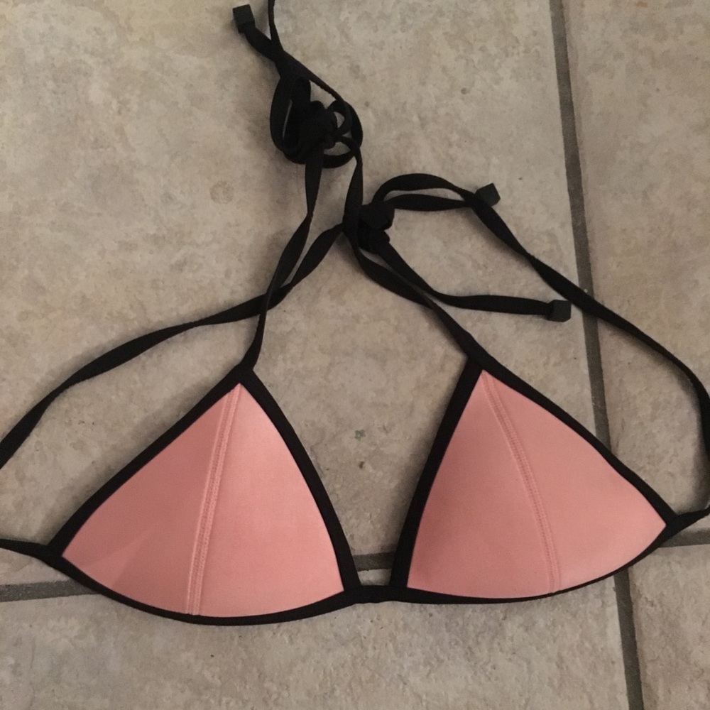 Triangl swimsuit top