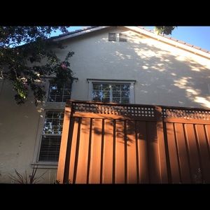 Meet your Posher, Omar