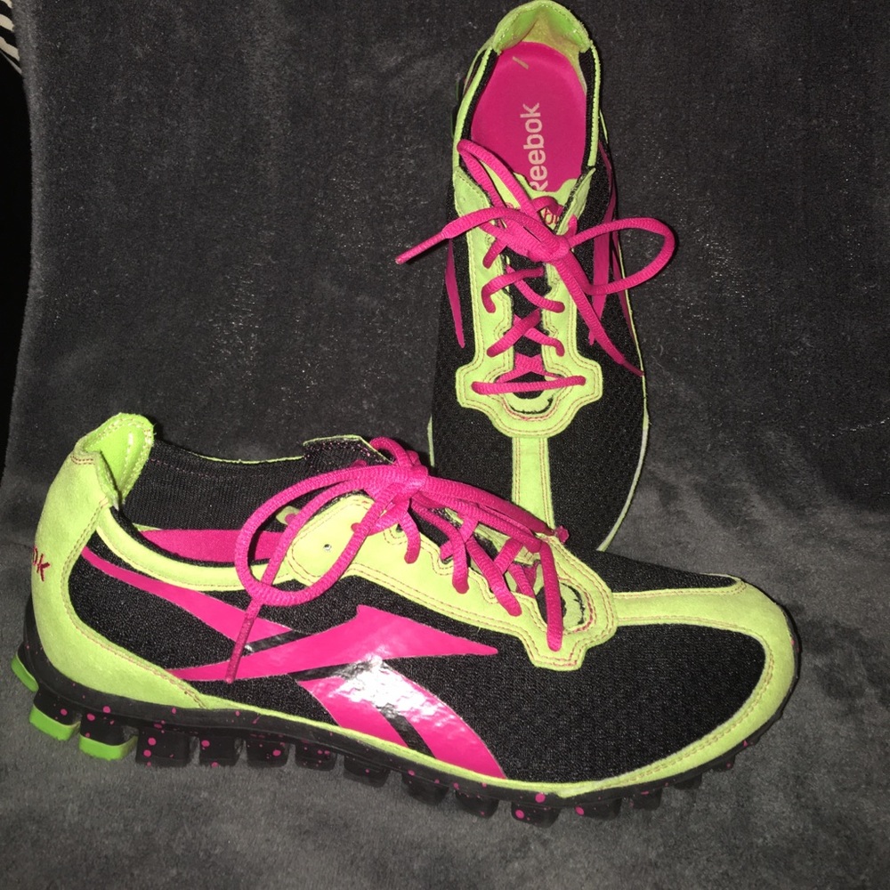 Reebox tennis shoes