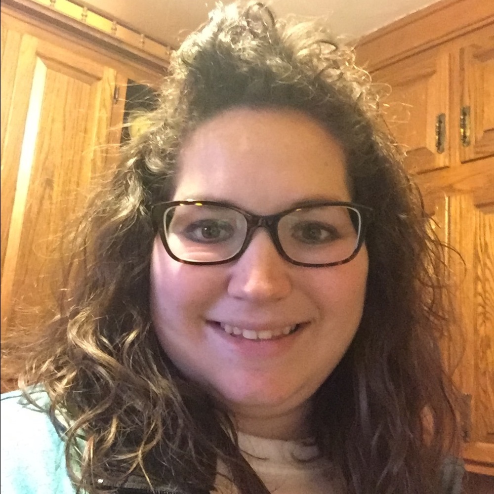 Meet your Posher, Kim