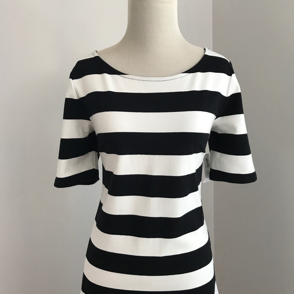 Black & White Striped Fitted Tee Dress NWT - Picture 5 of 7