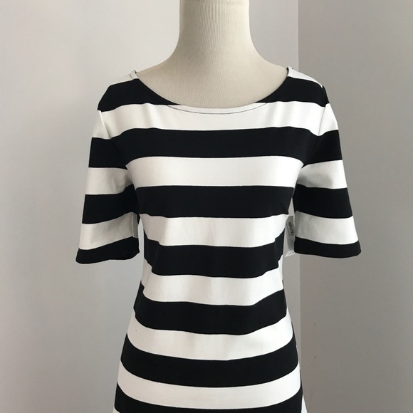Black & White Striped Fitted Tee Dress NWT - Picture 5 of 7