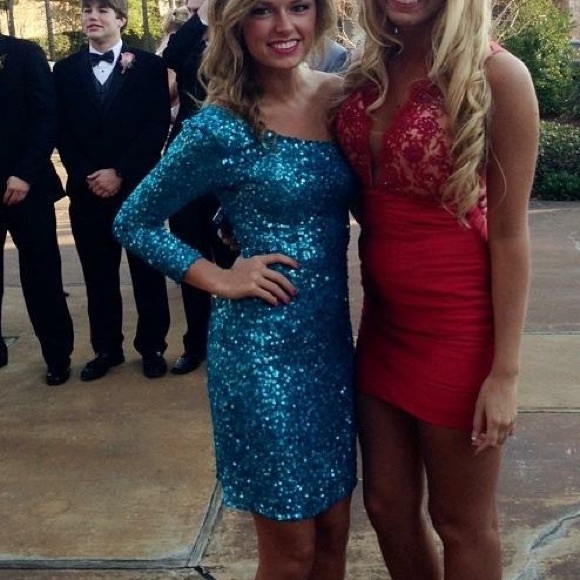 Sequin dress size 2 - Picture 2 of 4