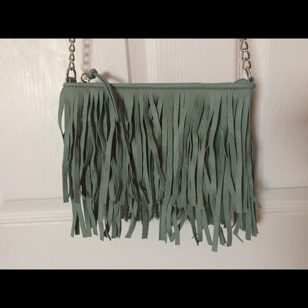 ‼️Fringe crossbody‼️ BRAND NEW ‼️‼️ - Picture 2 of 3