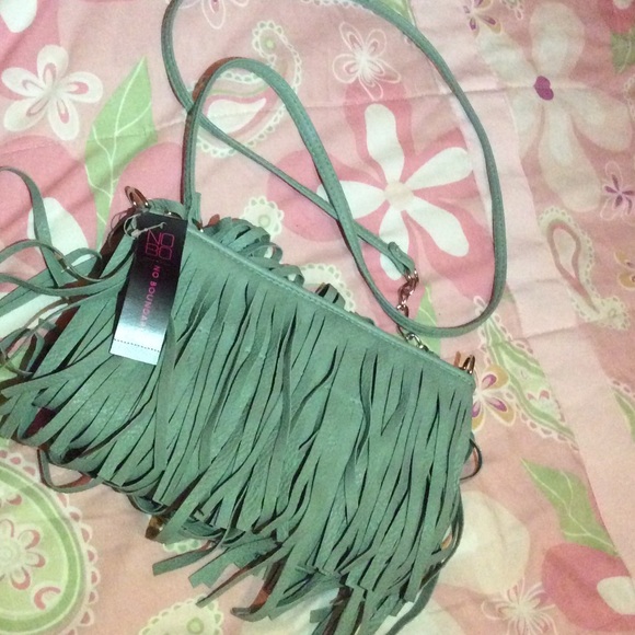 ‼️Fringe crossbody‼️ BRAND NEW ‼️‼️ - Picture 3 of 3