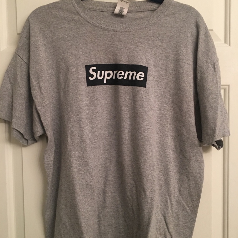 SUPREME T Shirt - oversized