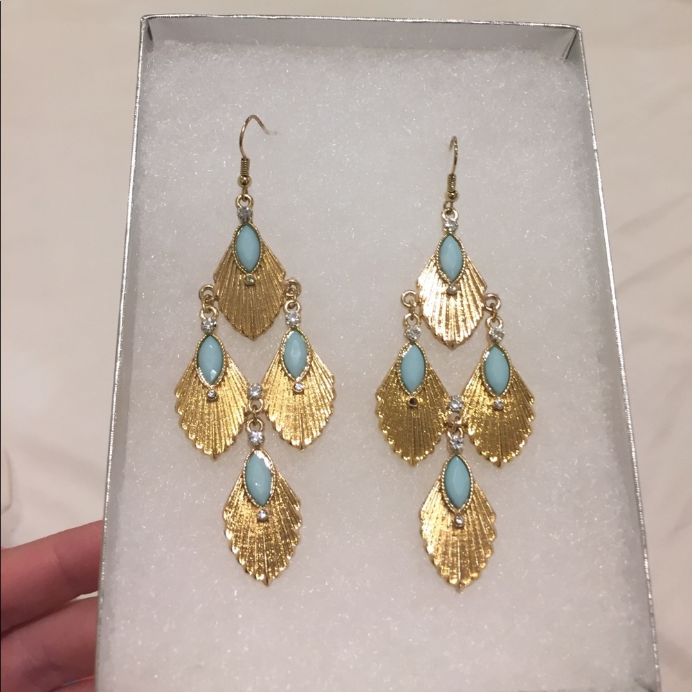 Turquoise Dangly Earrings!