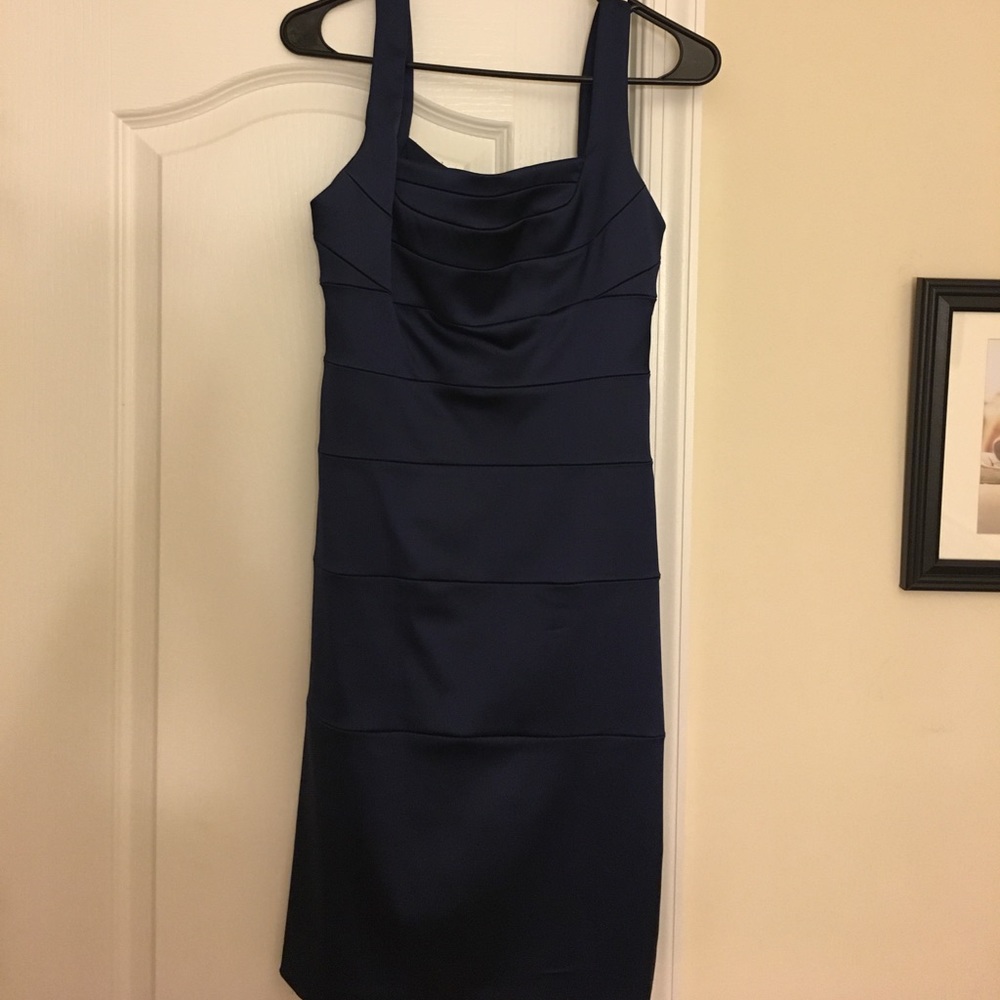 Xscape cocktail dress navy blue size 8 LBD