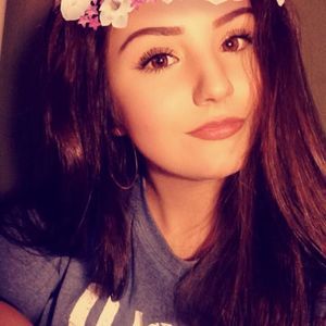 Meet your Posher, Briana