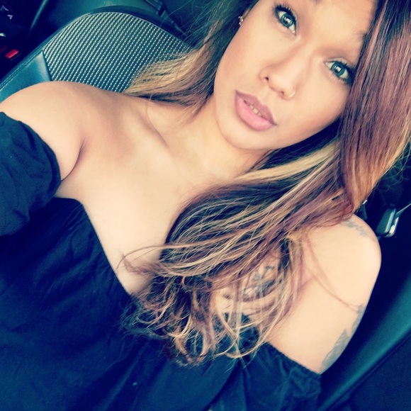 Meet your Posher, Melanie - Picture 1 of 1