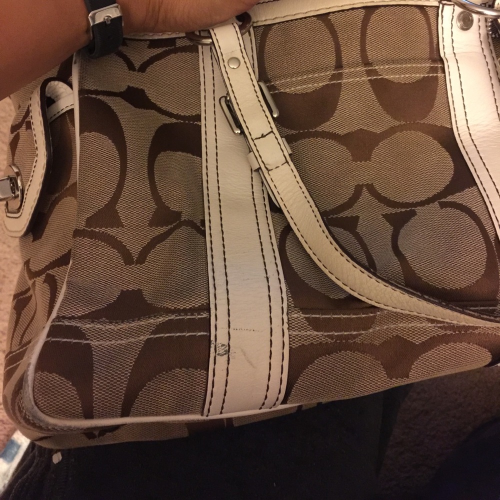 Monogram Signature Coach Tote - Picture 7 of 8