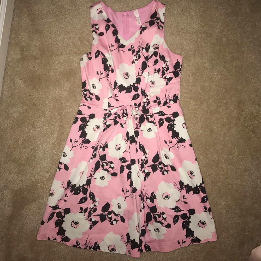 A Black and Pink shift dress