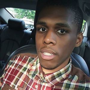 Meet your Posher, Derek