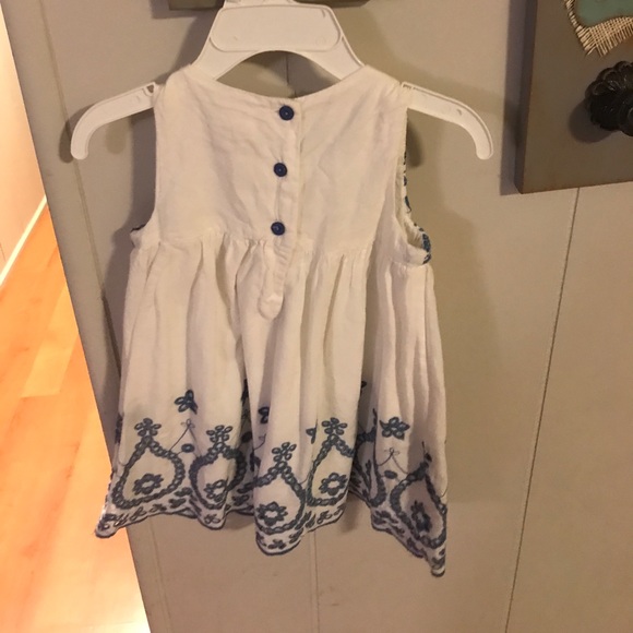 Baby dress - Picture 2 of 2