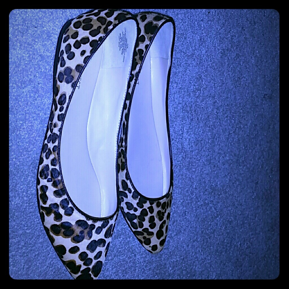Nine West leopard flats