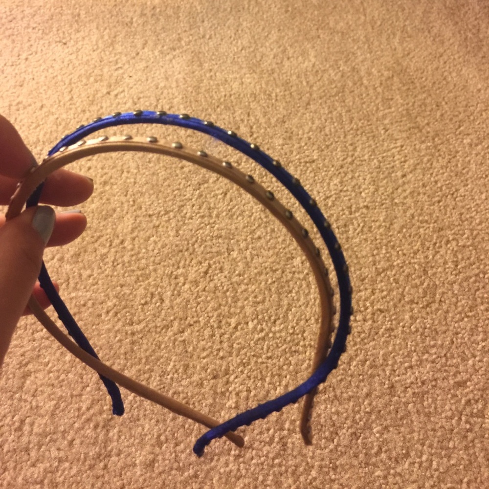 SOLD-JCrew gold stud thin hairband headband