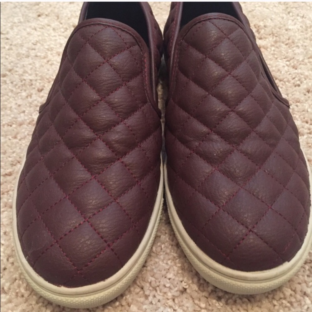 Steve Madden Sneakers