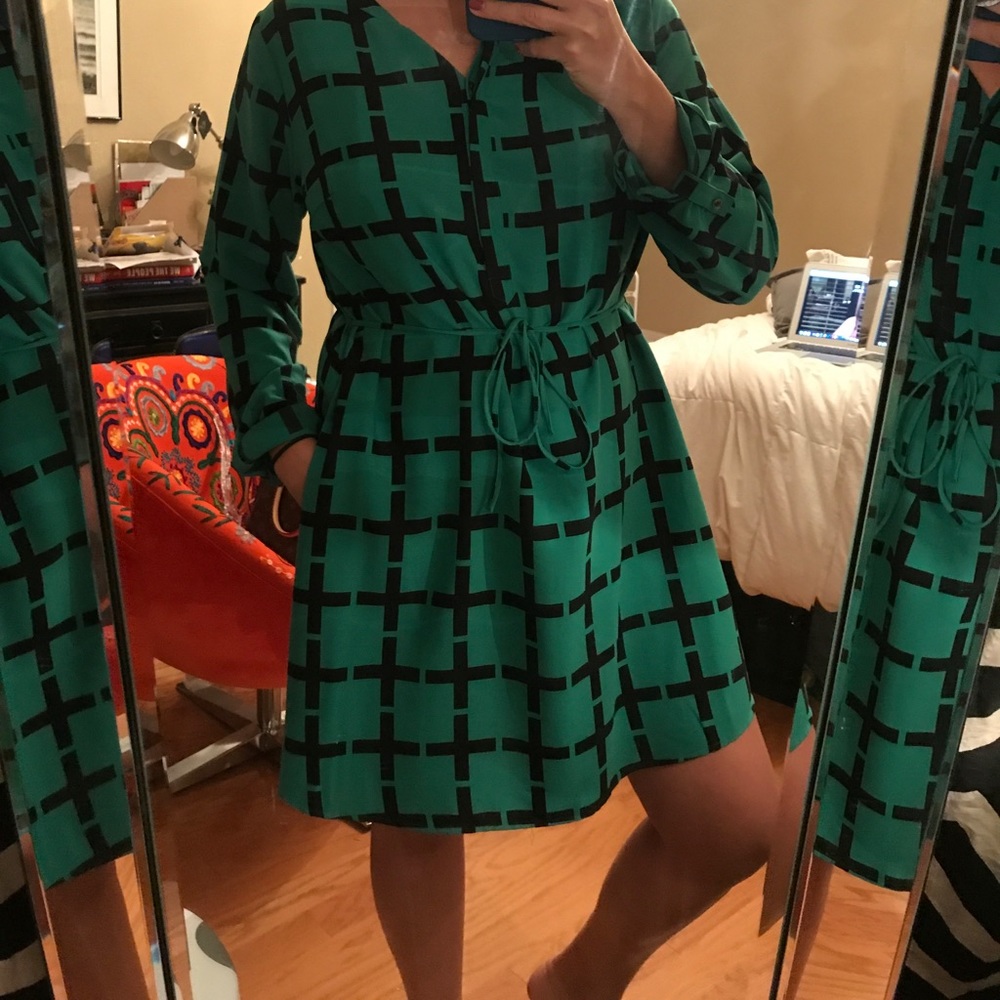 Green and black long sleeve dress