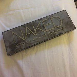 Urban Decay Naked Smokey