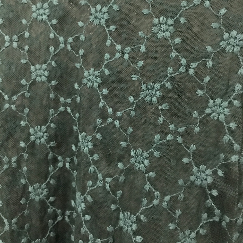 American Rag top - Picture 2 of 3