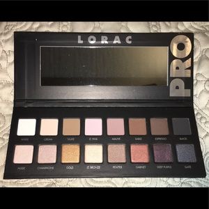 LORAC PRO PALETTE