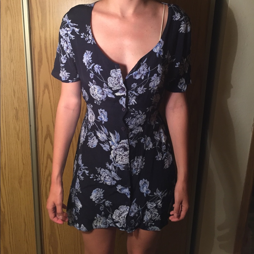 Blue floral open back summer dress