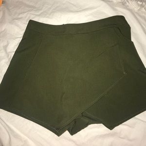 Windsor Olive Green Skort