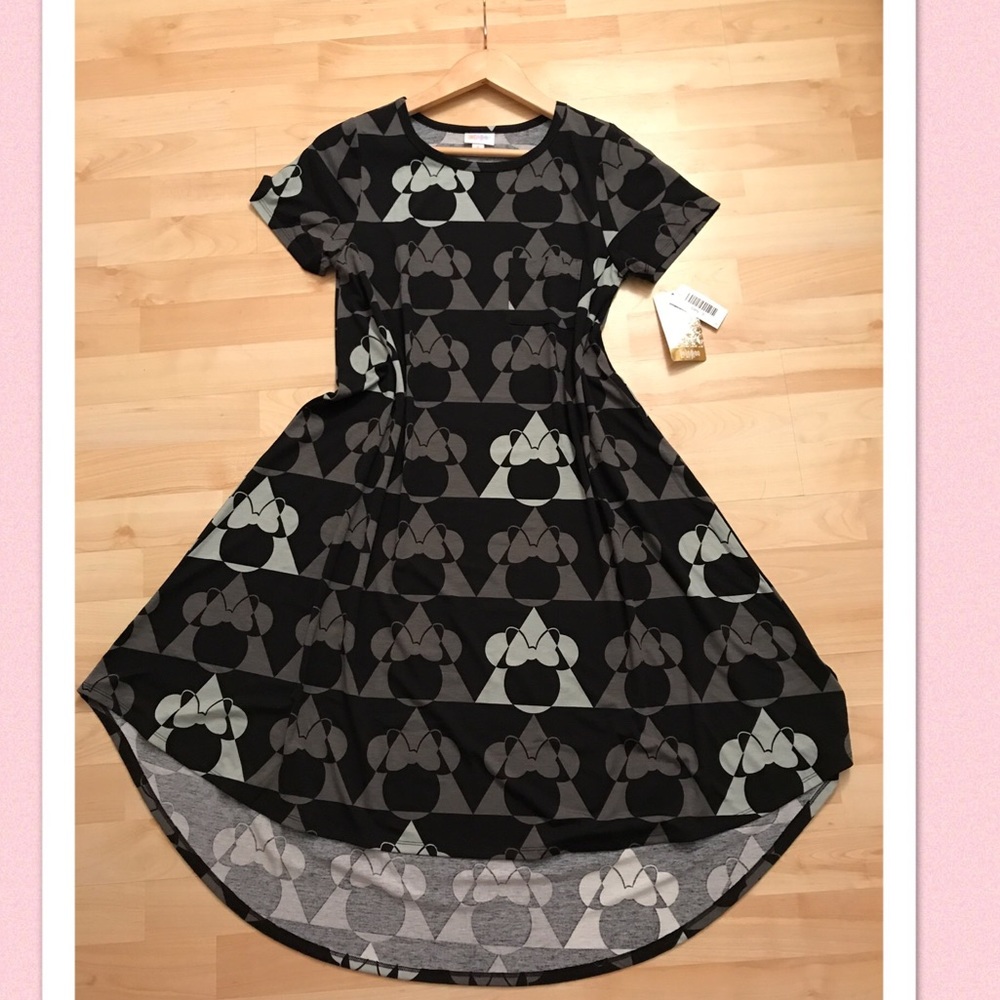 NWT Disney LuLaRoe Carly (S BLACK)