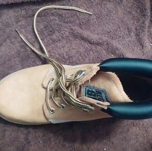 NEEDS TO GO!!! Steel toed boots