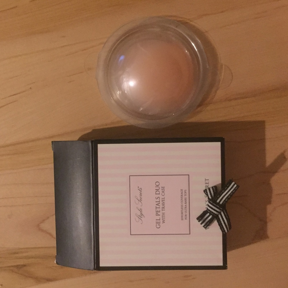 Victoria's Secret Gel Petals 🌸🌺🌷