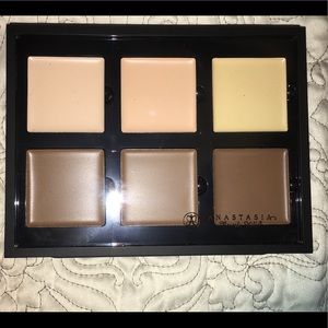 Contour cream kit light