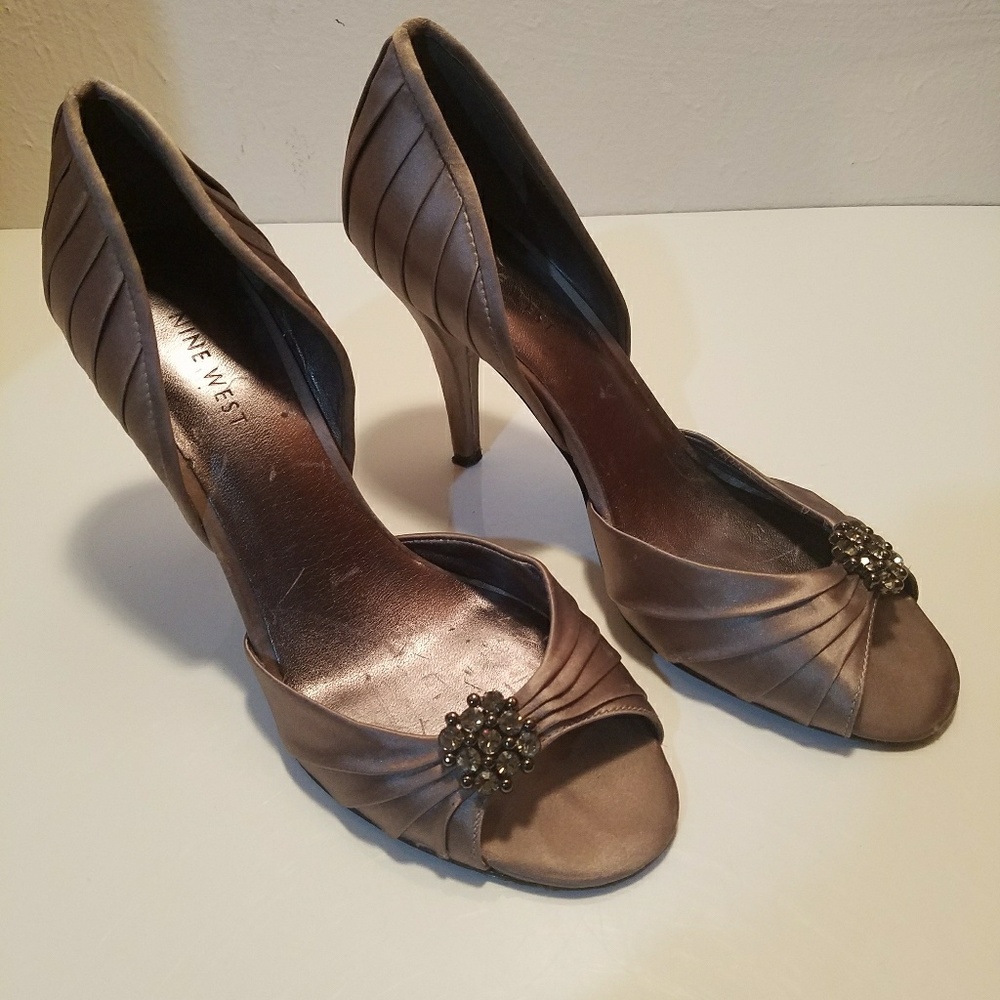 Satin Pleated Peep Toe Pumps