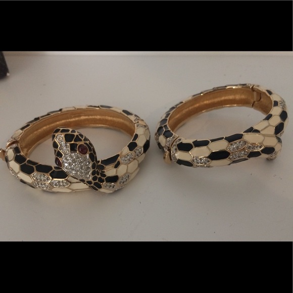 Judith Leiber Enamel & Crystal Snake Cuff Set - Picture 5 of 8