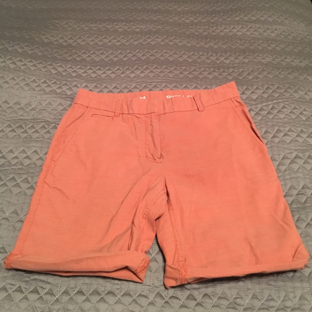 "Boyfriend Roll-Up" orange khaki shorts