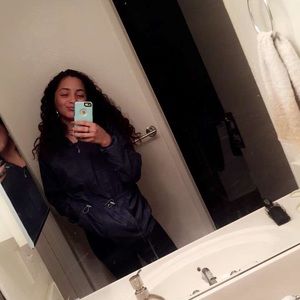 Meet your Posher, Imani