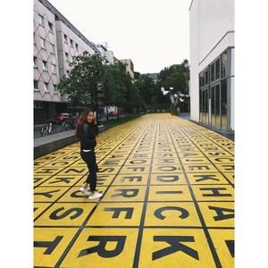 Meet your Posher, Ellen