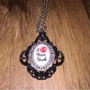 tarina Tarantino new York cameo necklace