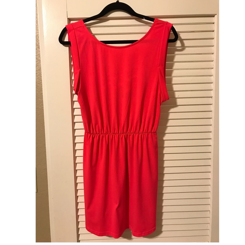 Women's dress