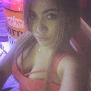 Meet your Posher, Elsa maria