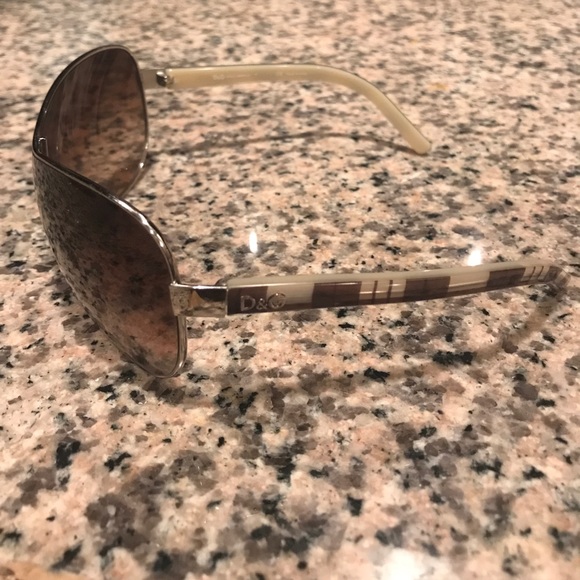 DOLCE AND GABBANA sunglasses - Picture 2 of 4