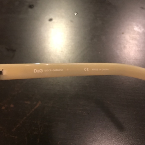 DOLCE AND GABBANA sunglasses - Picture 4 of 4