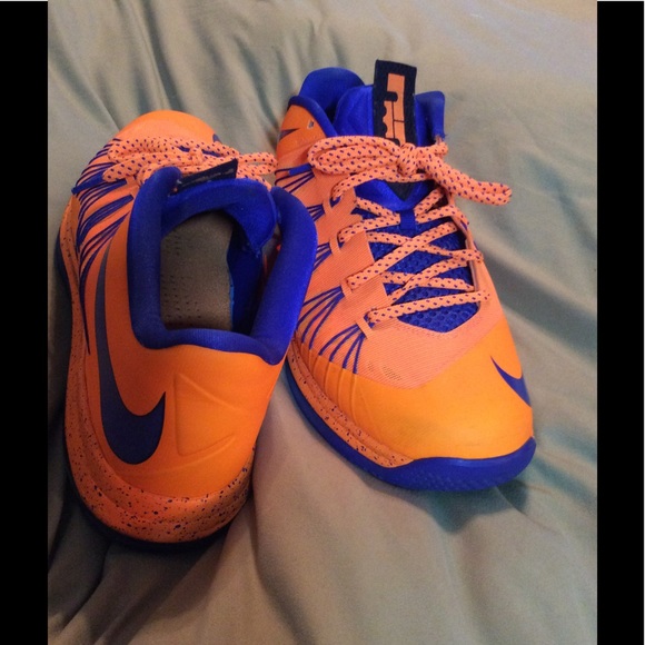 Nike Air Max LeBron Low Bright Citrus/Hyper-Blue main image 4