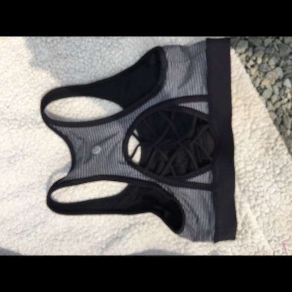 Lulu lemon Sports bra - Picture 2 of 2