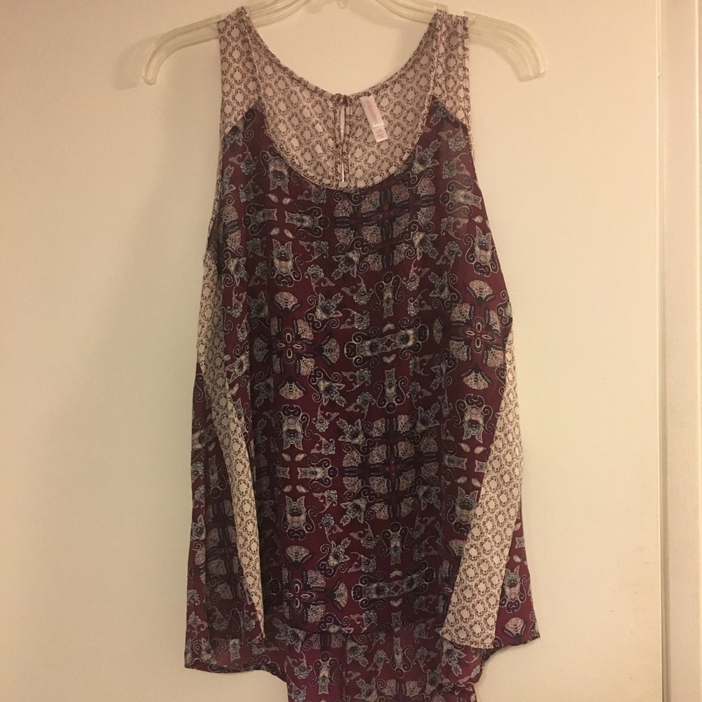 Sheer patterned tank