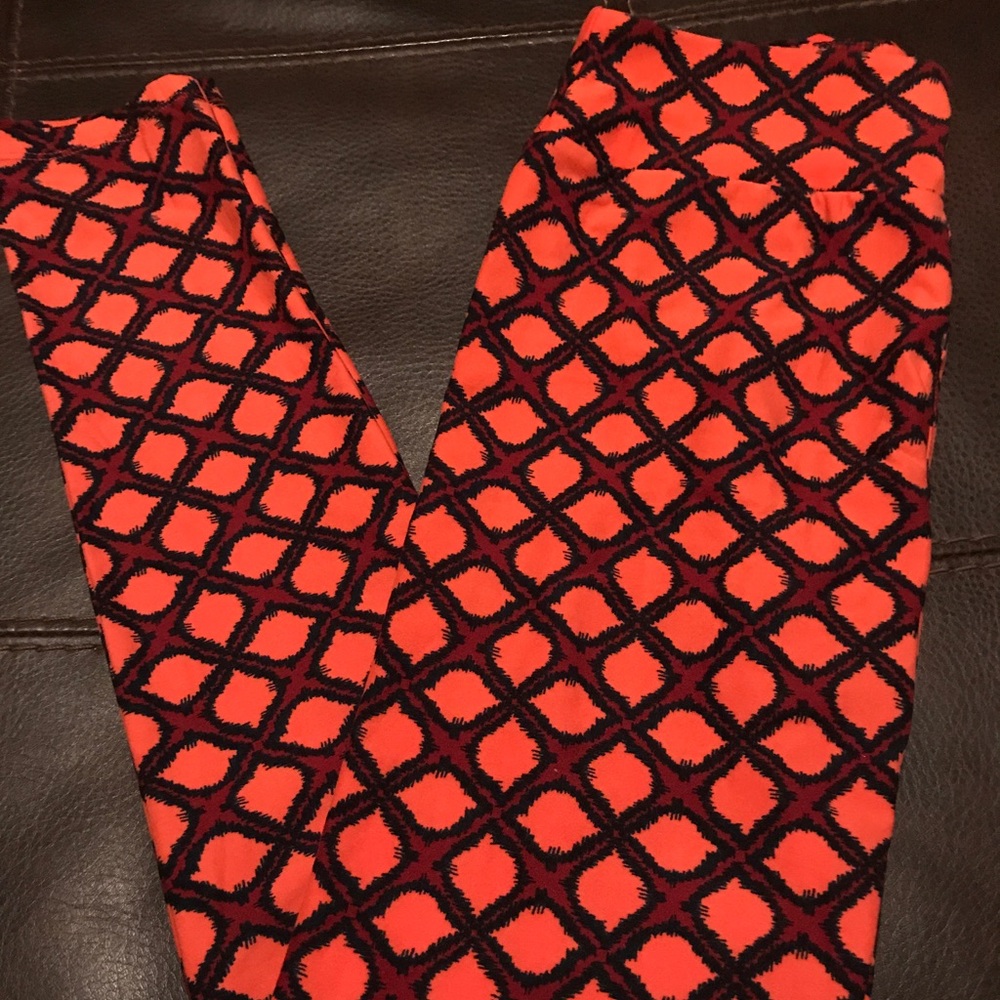 Lularoe OS Leggings NWOT